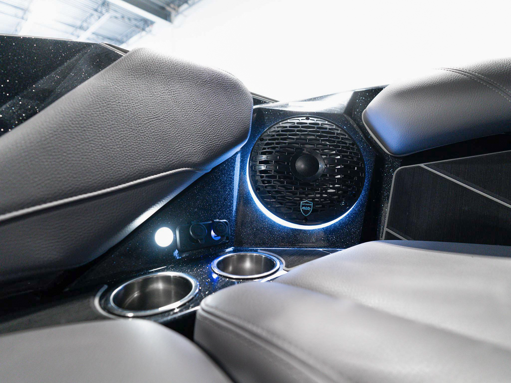 2025 Centurion Fe23 – Black / Black Flake