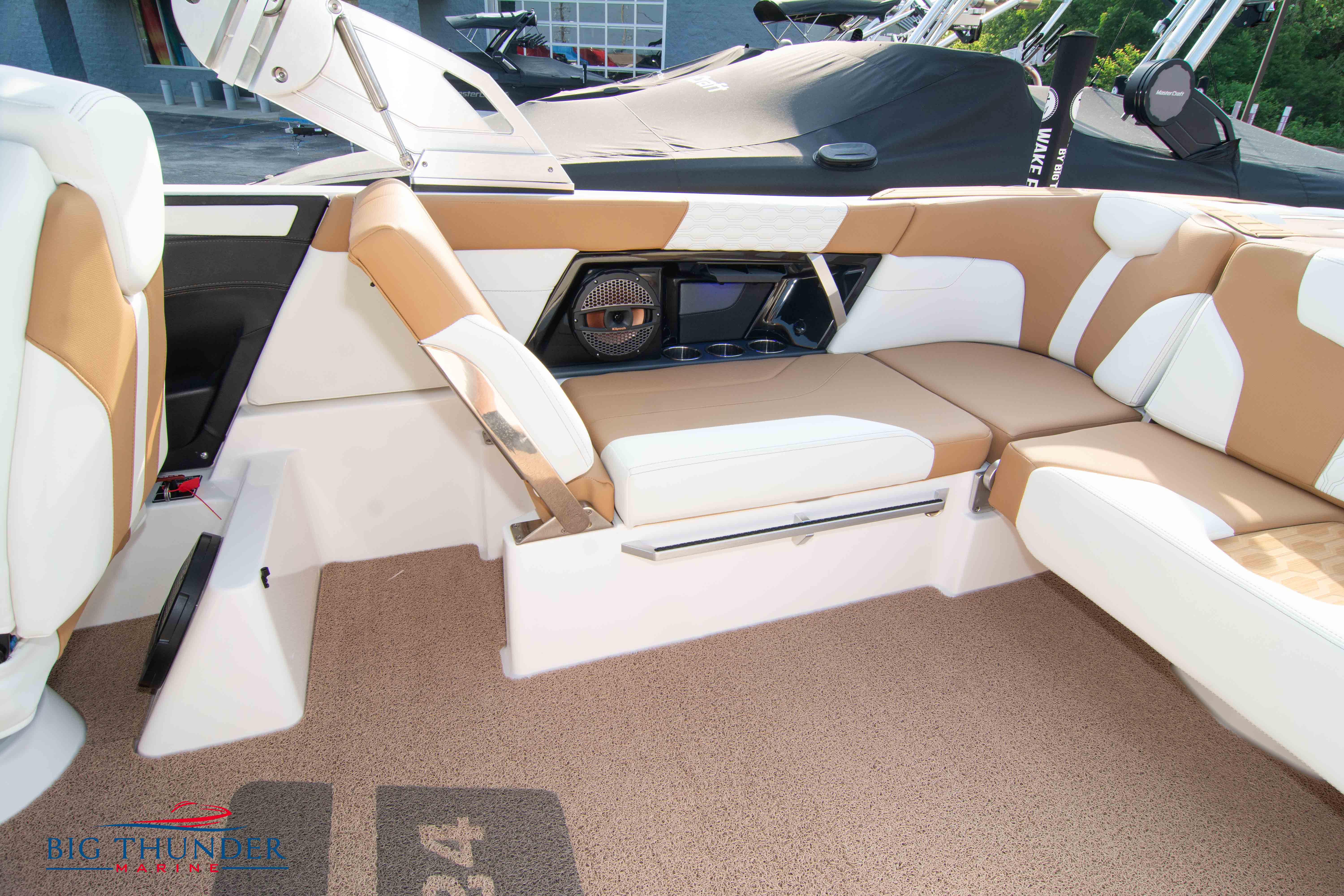 2023 Mastercraft XT24