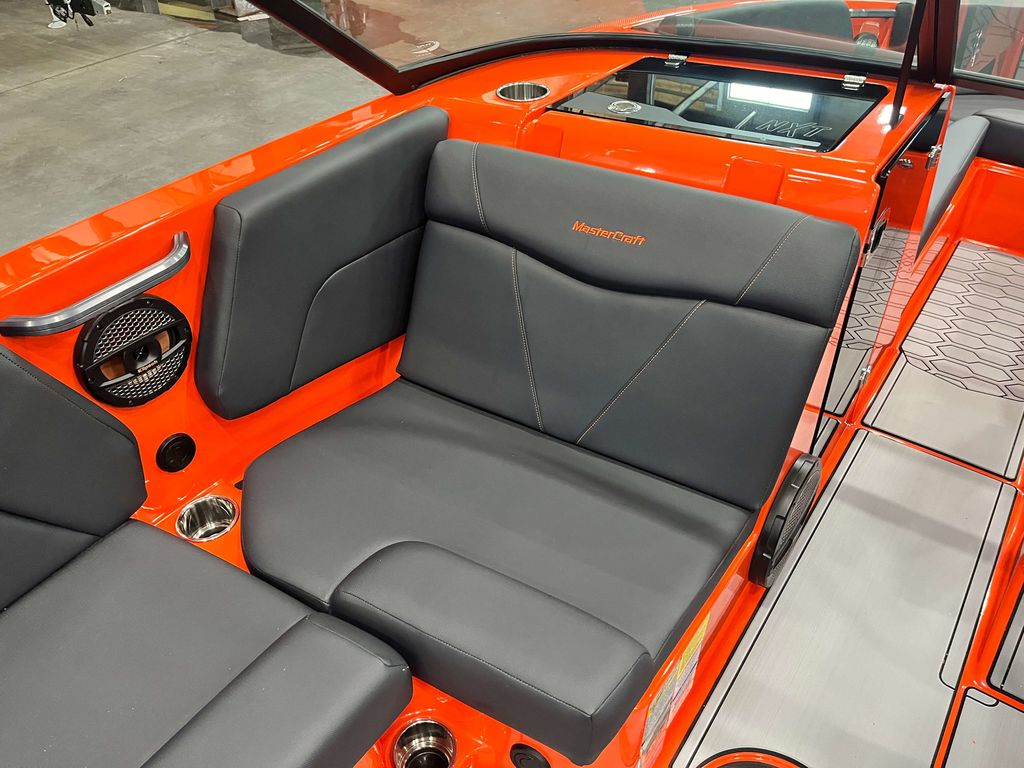 2025 MasterCraft NXT23
