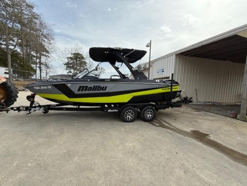 2023 MALIBU 21LX