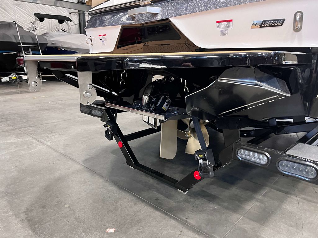 2025 MasterCraft XT23