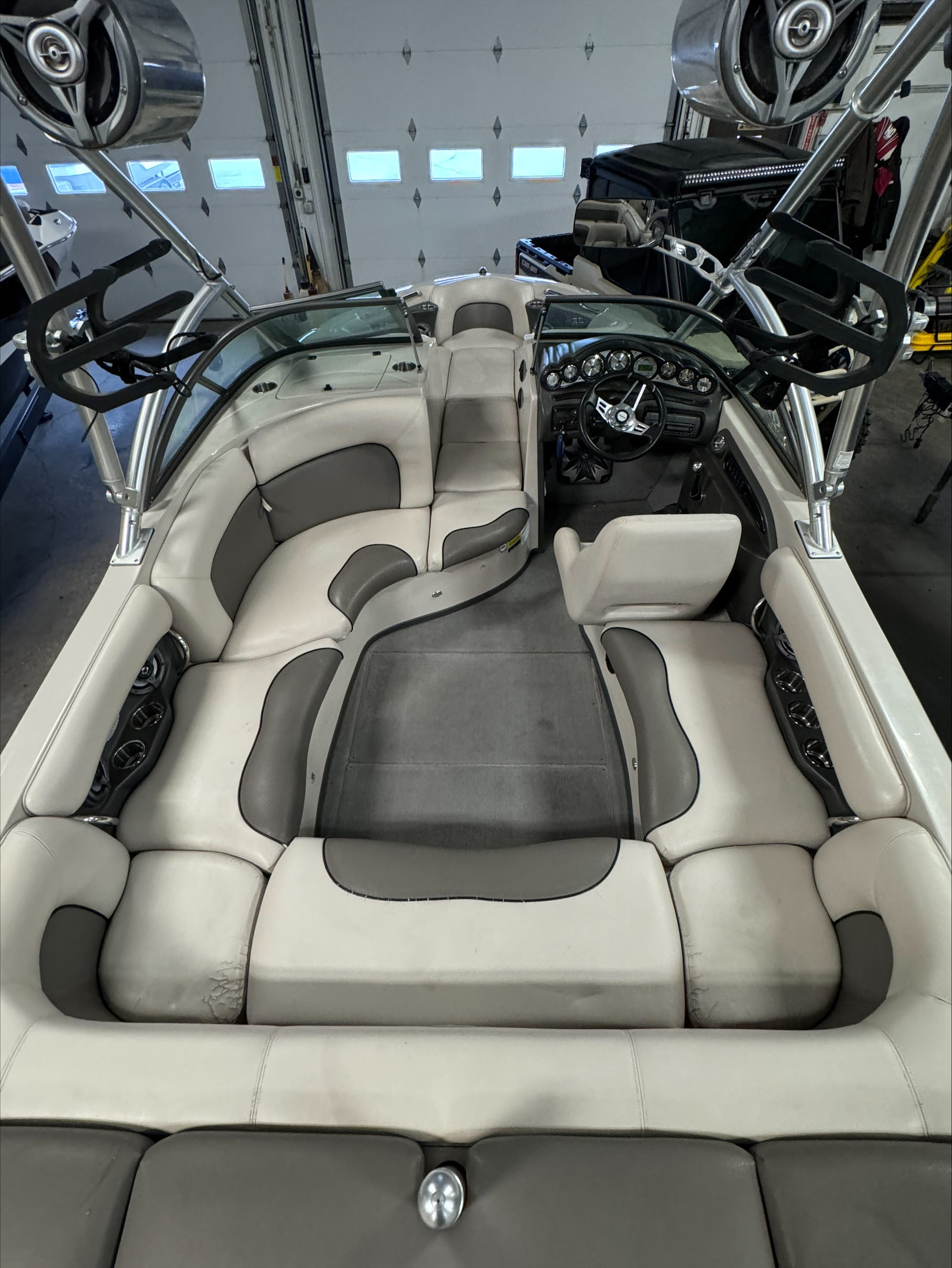 2006 Supra Launch 22SSV