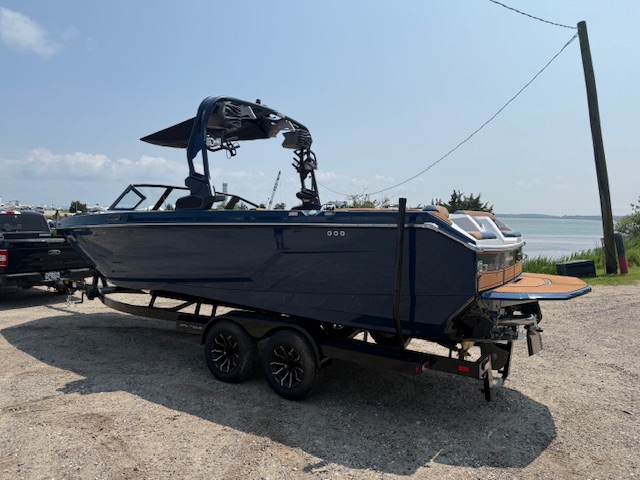 2025 Nautique GS24 