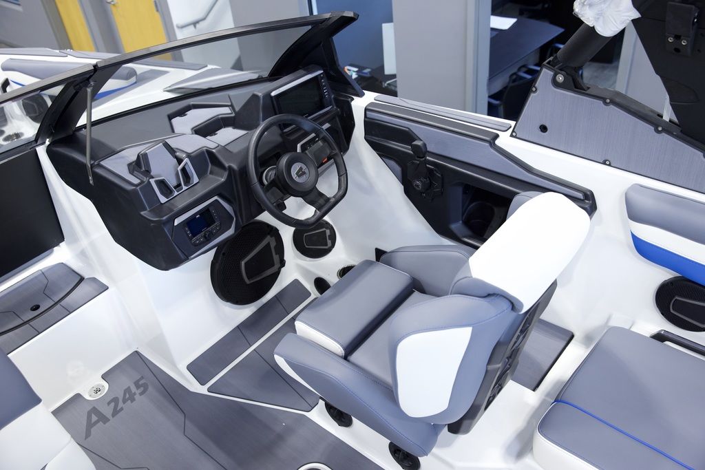 2025 Axis Wake Research A245