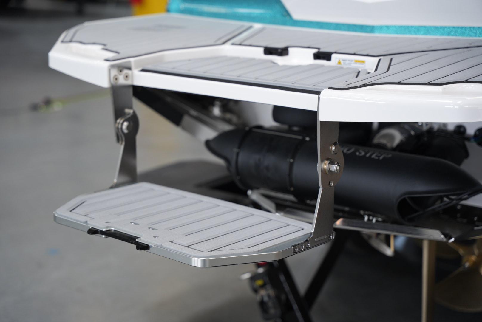 2025 MasterCraft X24 &#8211; NEW ARRIVAL! NEW 2025 COLORS!