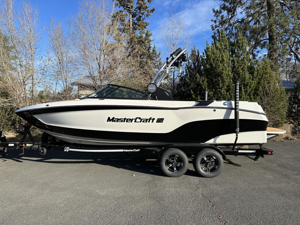 boat.Title