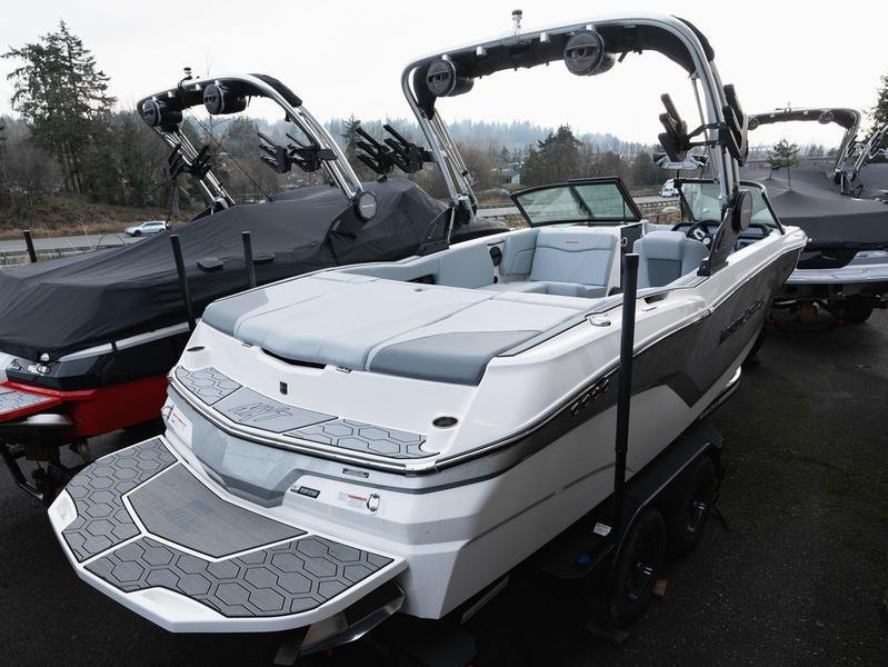 NEW 2024 MasterCraft NXT22