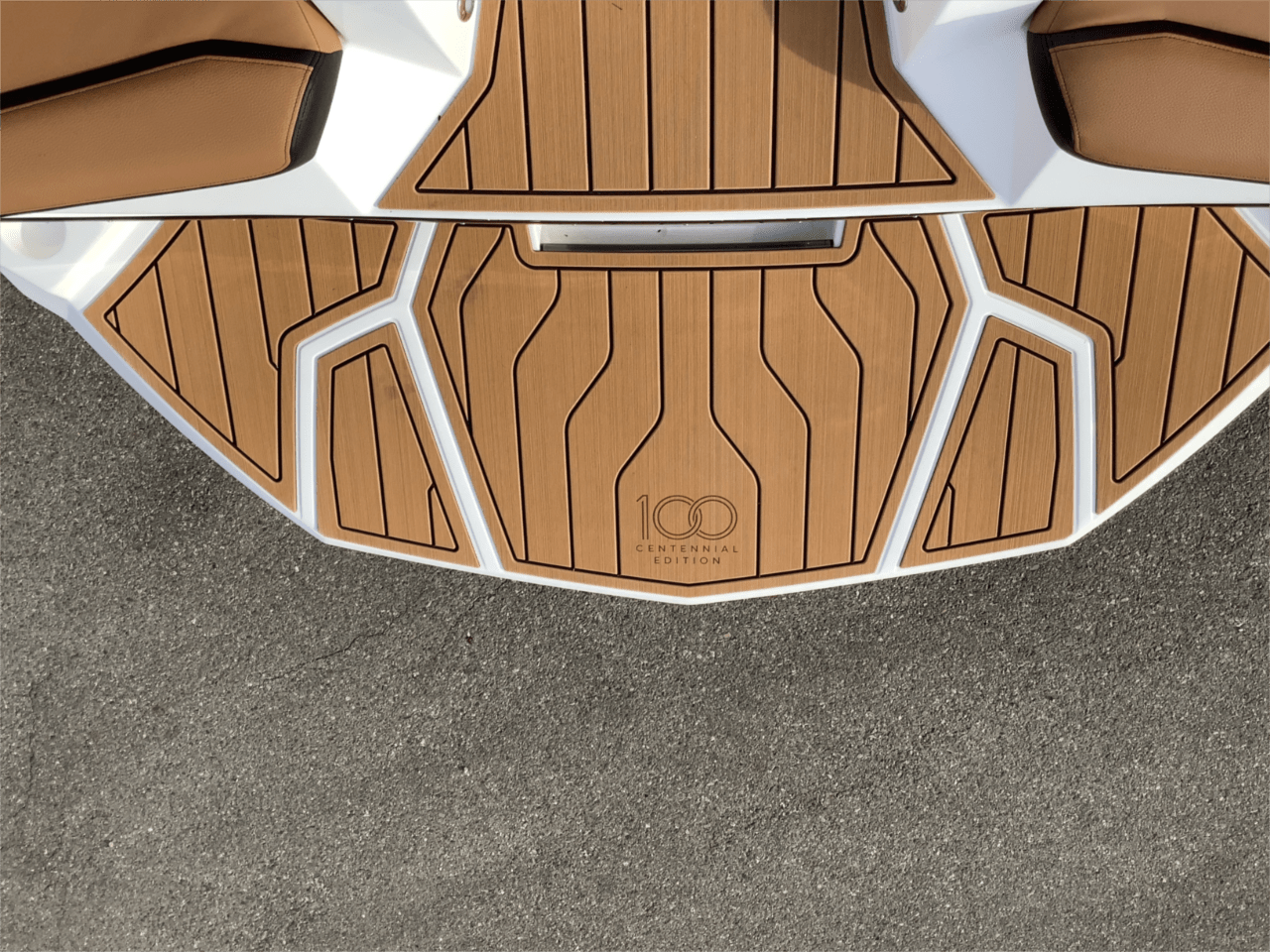2025 Nautique G23