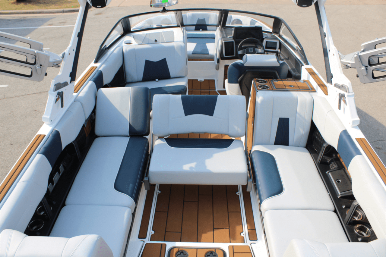 2023 Malibu 24 MXZ