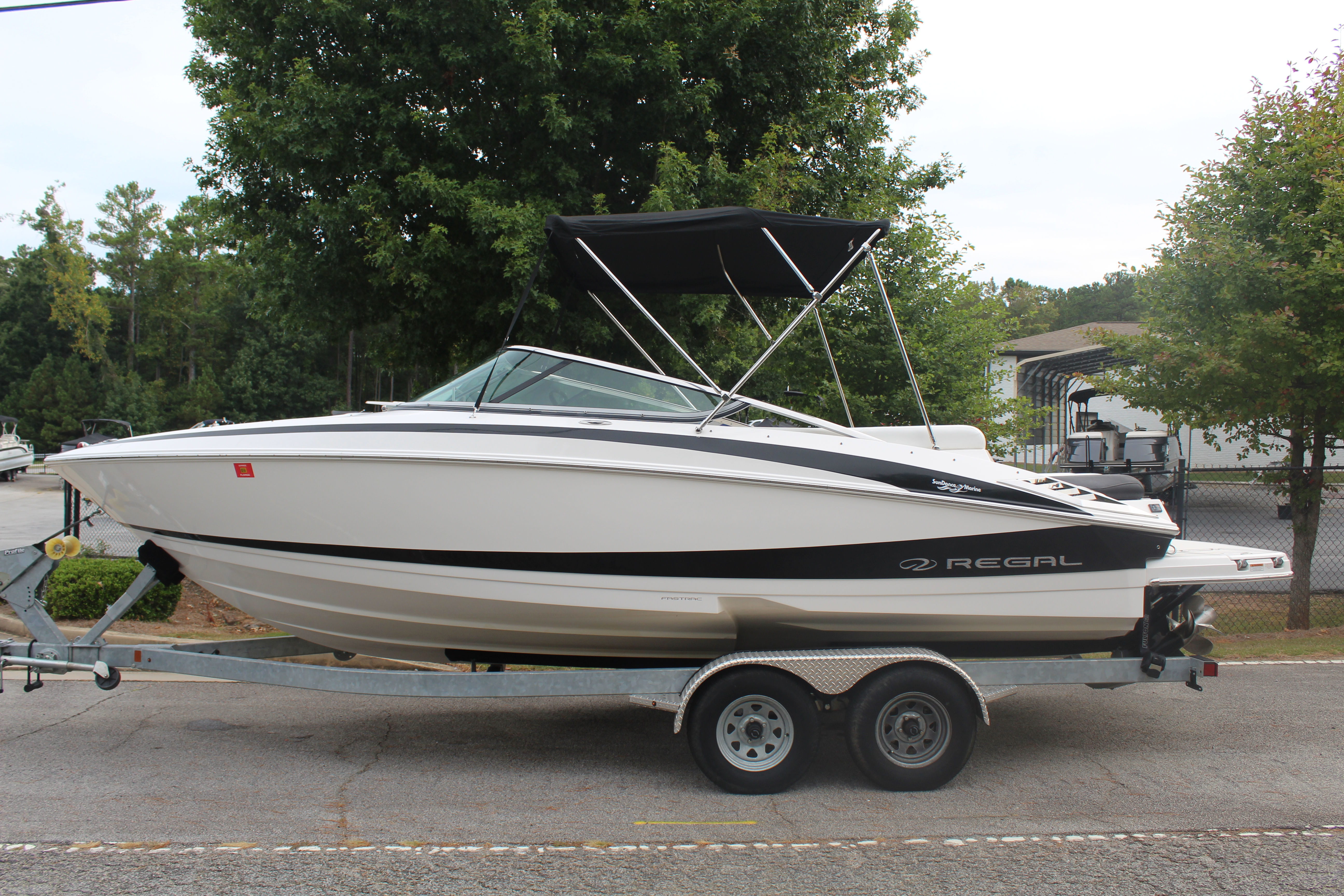 2012 Regal 2300