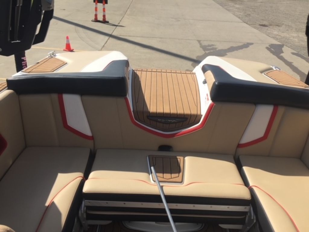 2019 Nautique Super Air Nautique G21