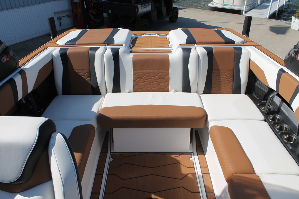 2025 Malibu Boats 22 MXZ