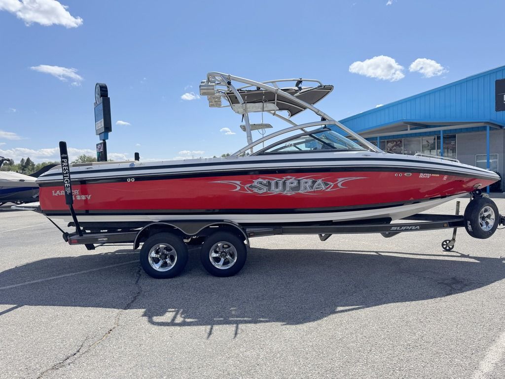 2006 SUPRA Launch 24 SSV