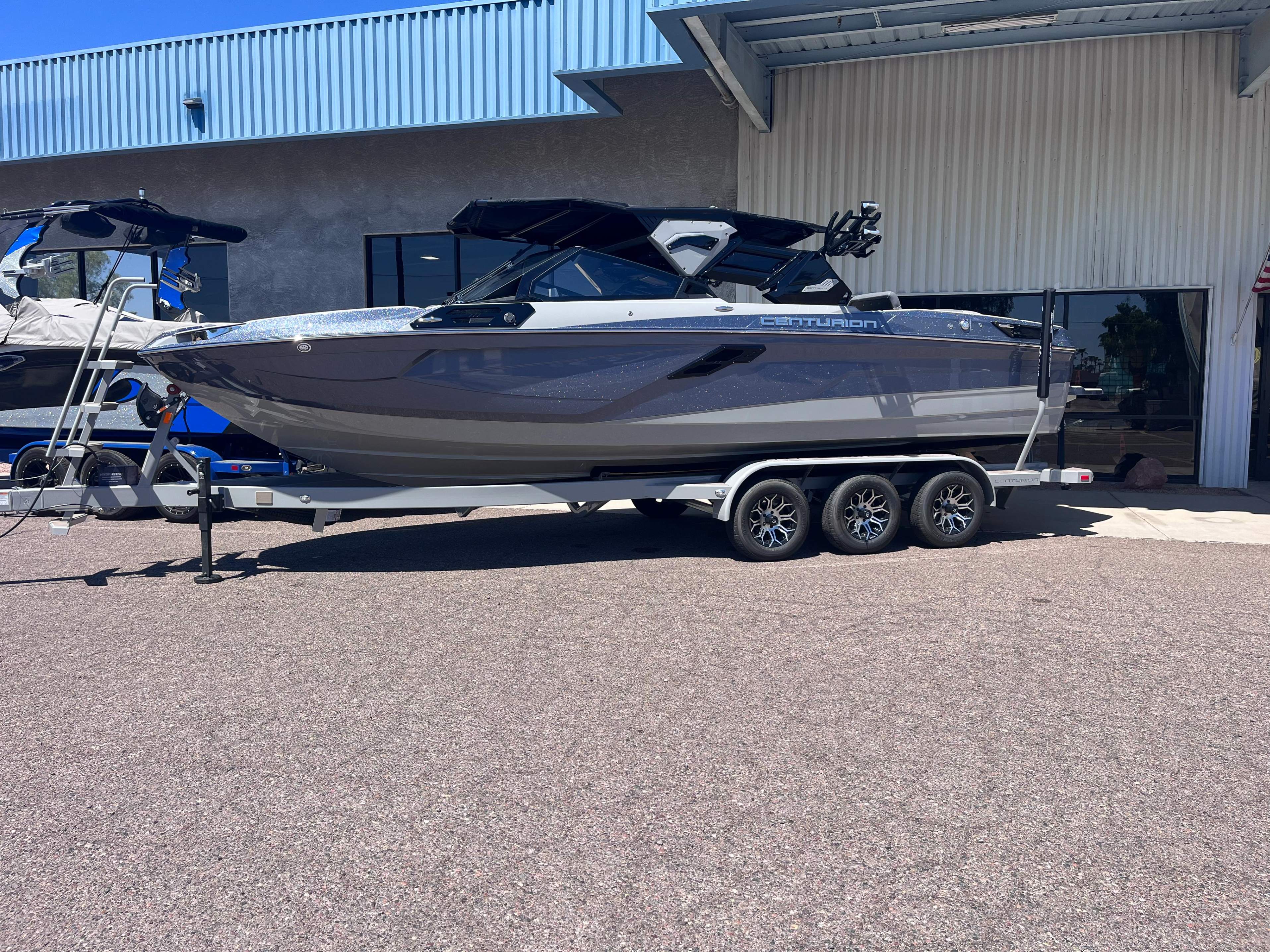 boat.Title