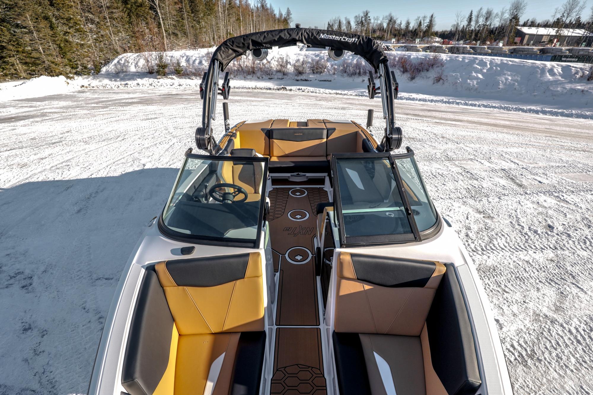 MasterCraft NXT 21