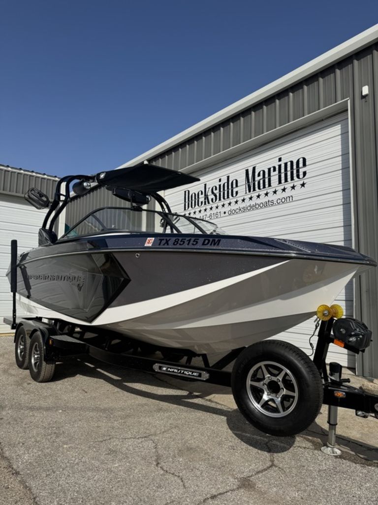2016 Nautique G23