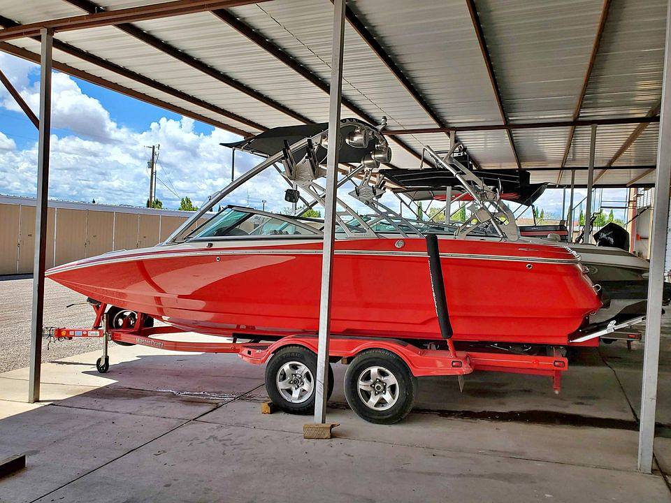 boat.Title