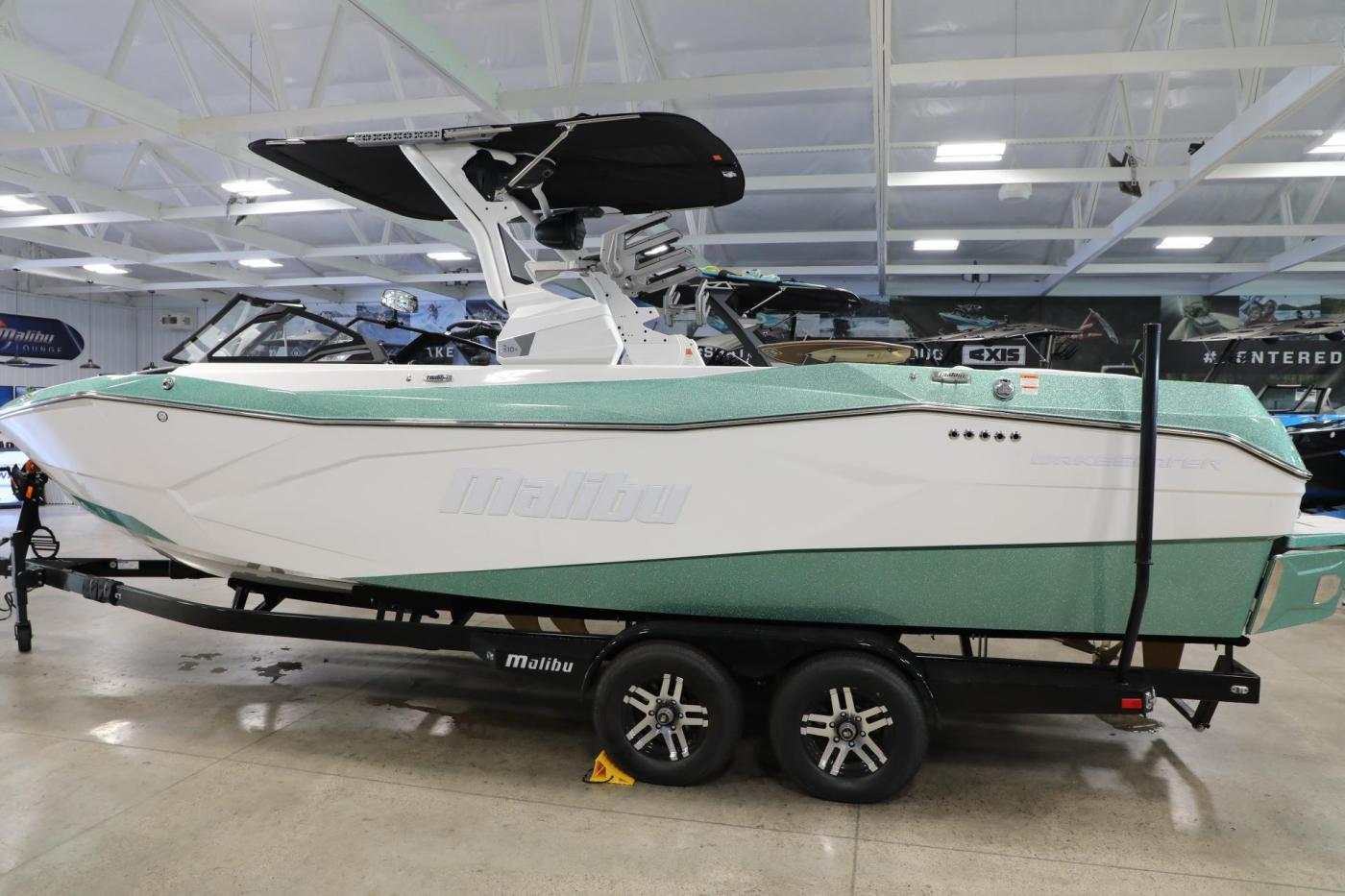 boat.Title