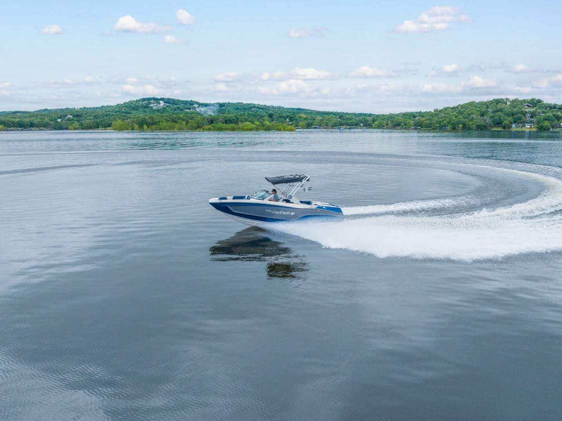 2024 Mastercraft XT22