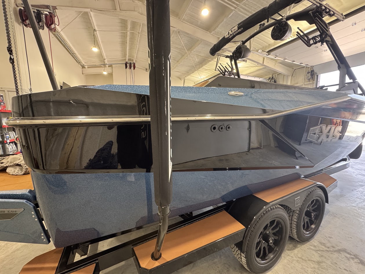 2023 Axis T250