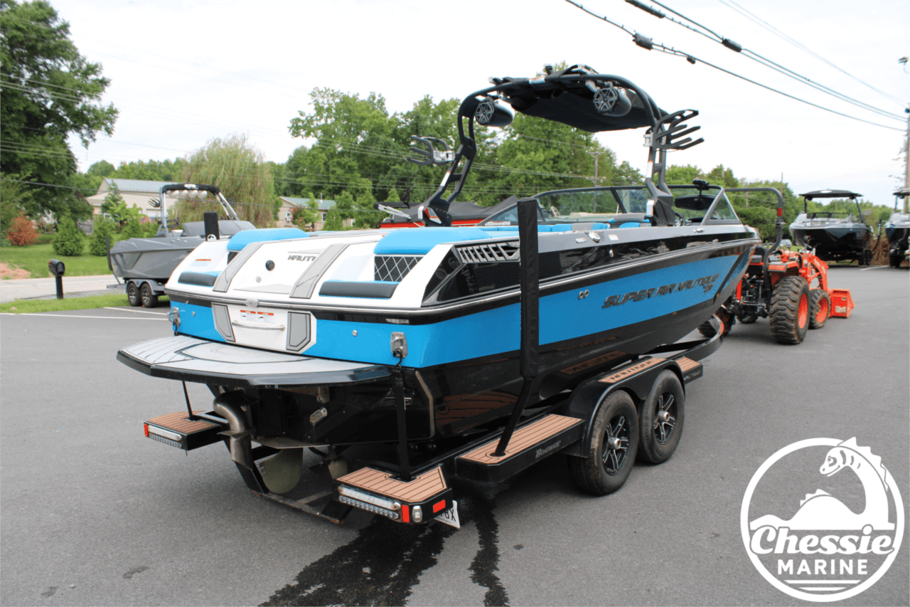2018 Nautique GS 24