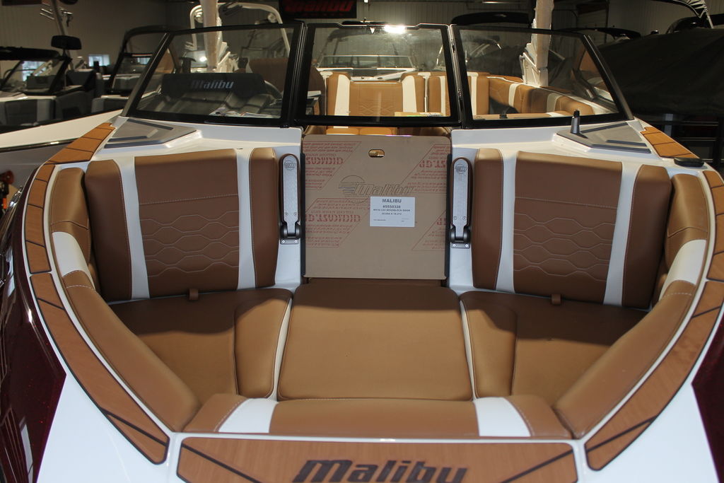 2025 Malibu Boats 23 LSV