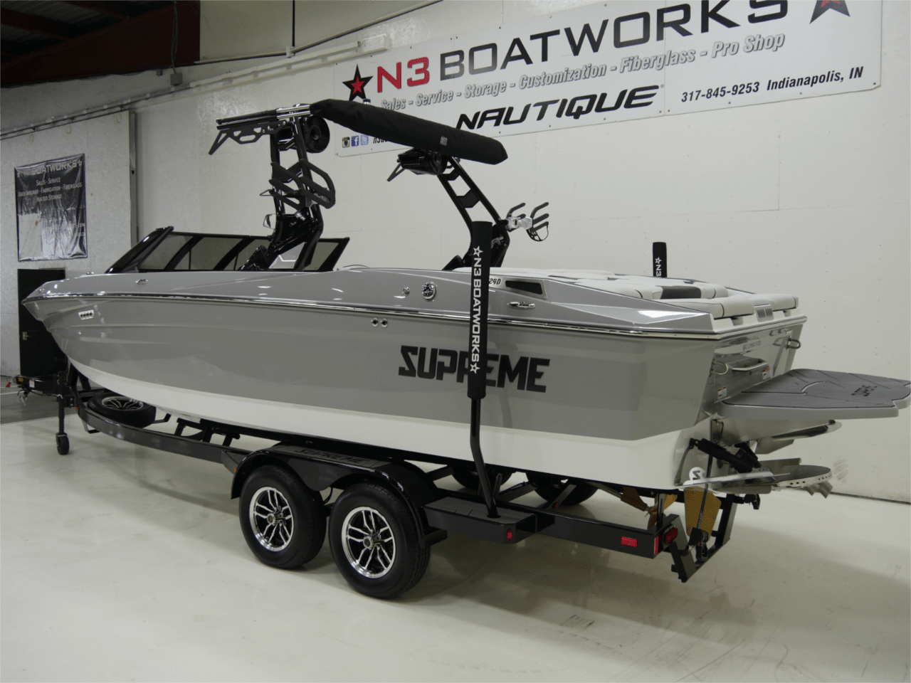 2025 Supreme S240 – Stone Gray