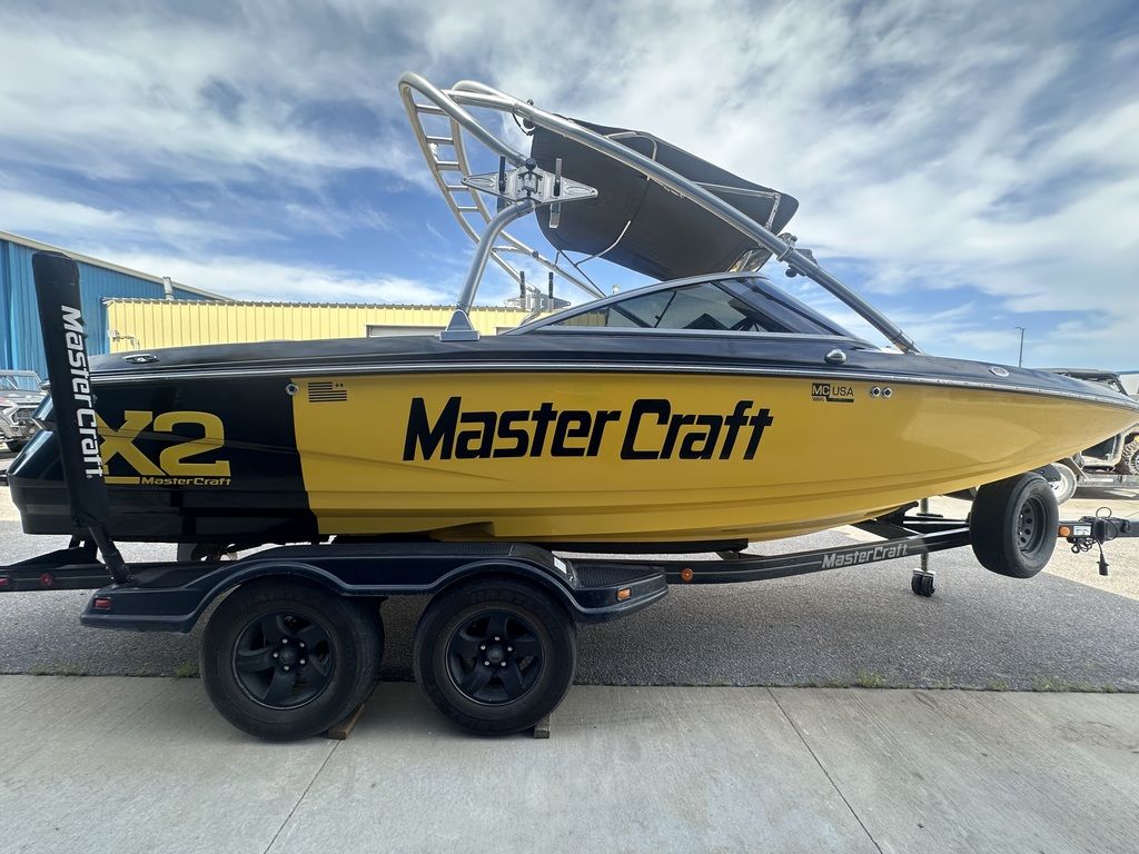 2006 MasterCraft X2