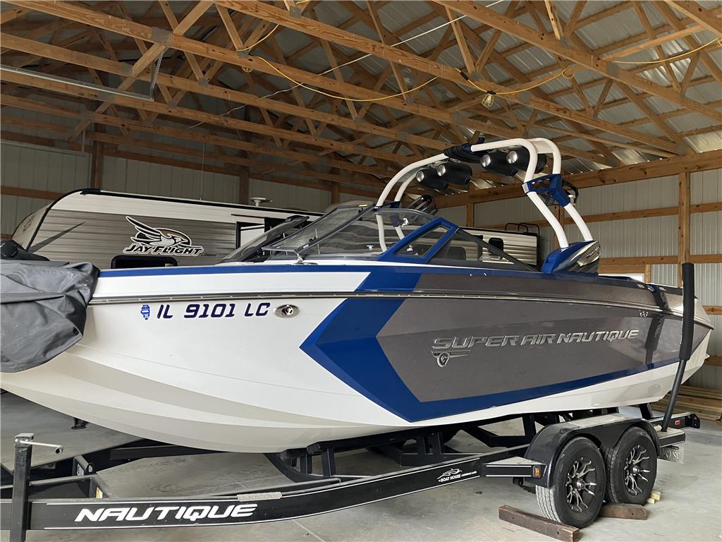 2016 Nautique G23