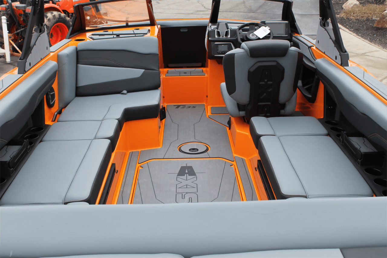 2024 Axis Wake Research T235, DEMO TOW BOAT, WAS $131,995 NOW $119,995