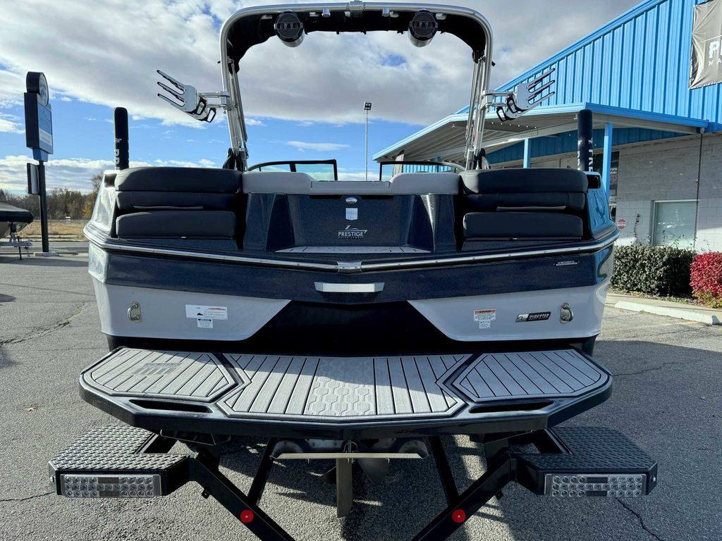 2022 MasterCraft XT23