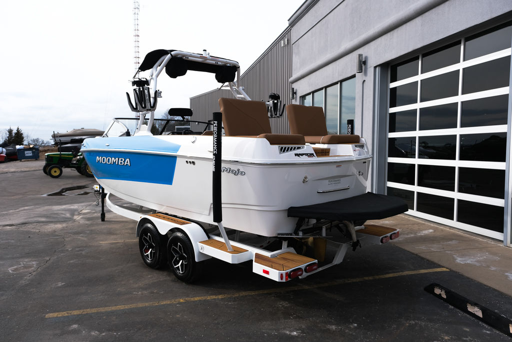 2025 MOOMBA Mojo