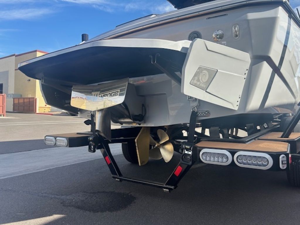 2025 Axis Wake Research A225