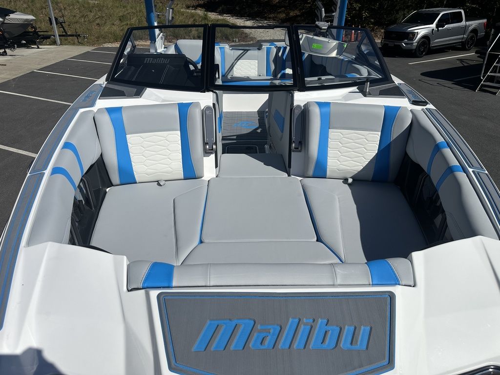 2025 Malibu Boats 22 MXZ