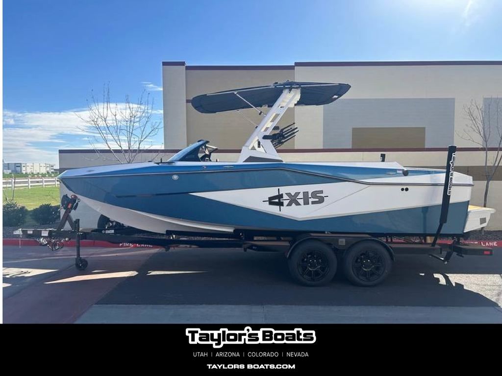 boat.Title