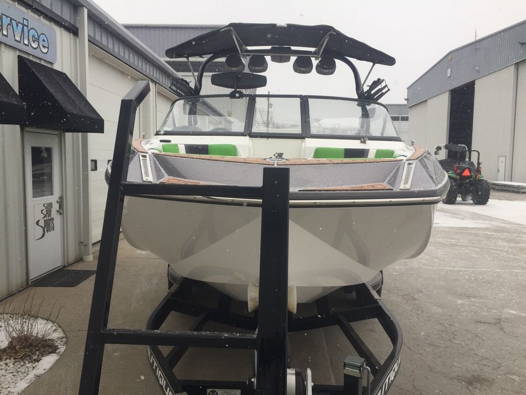 2016 Nautique Super Air Nautique G23 Icon