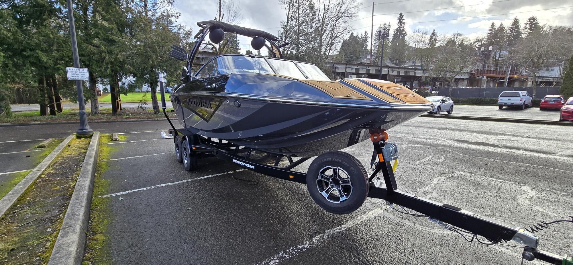 2023 Moomba Kaiyen – Like New