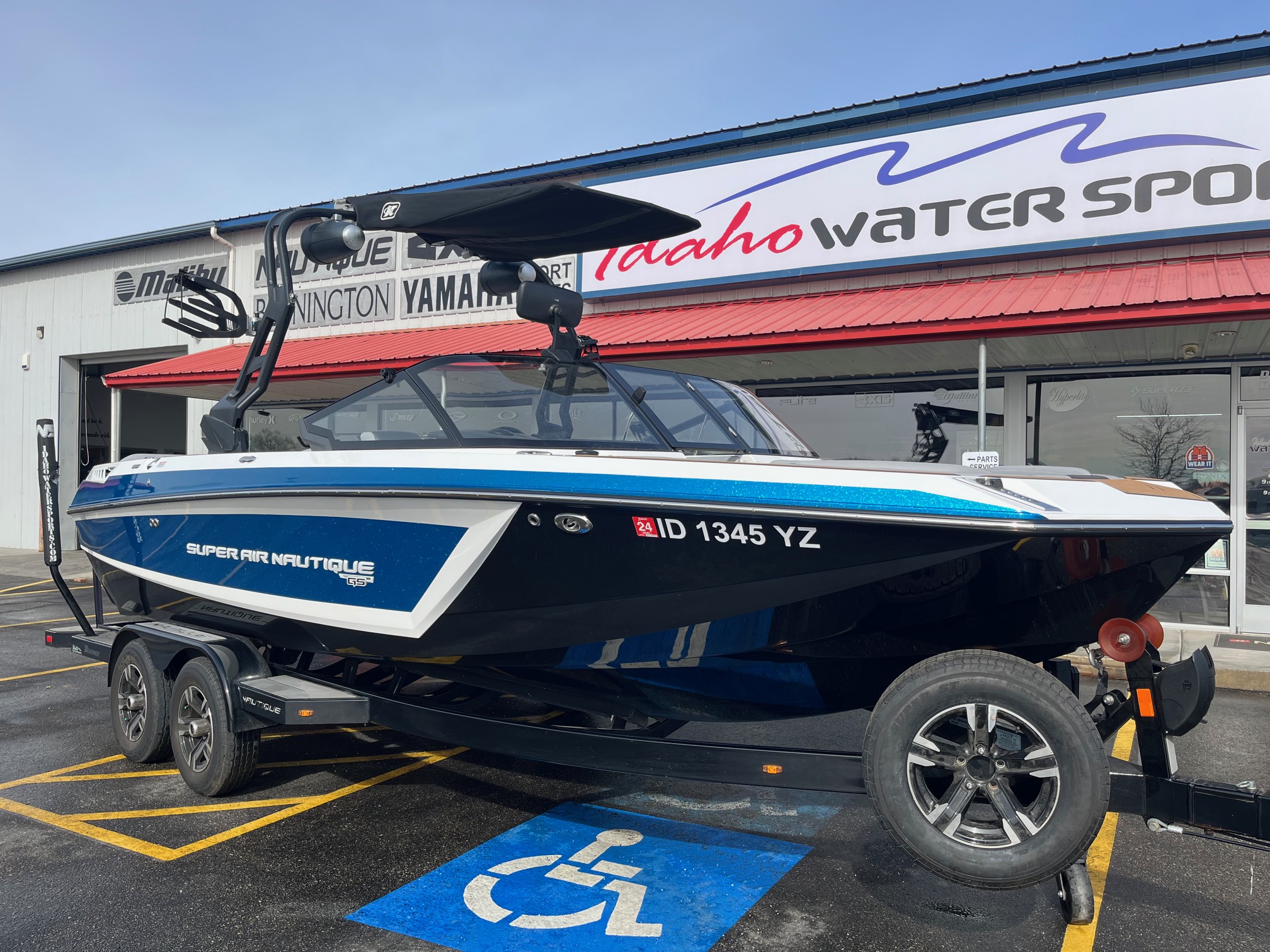 boat.Title