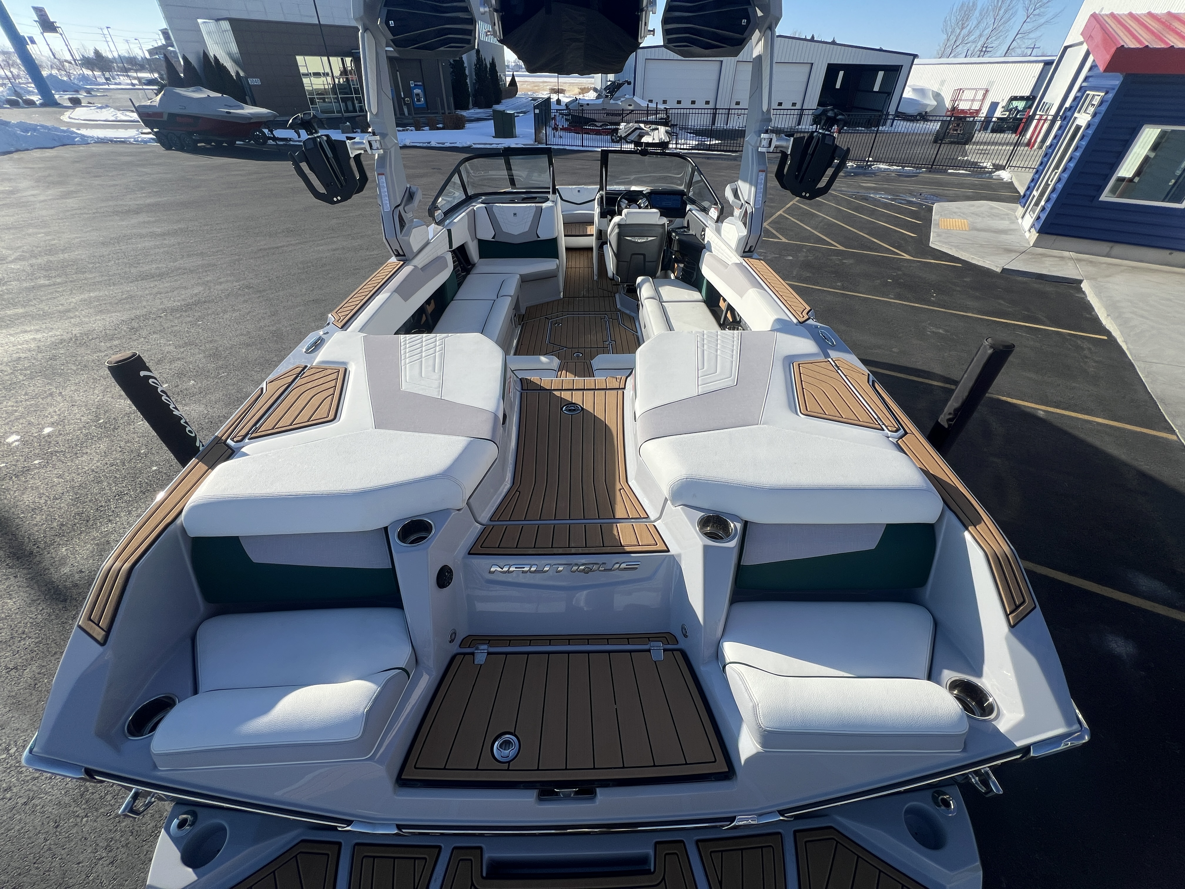 2024 Nautique G25
