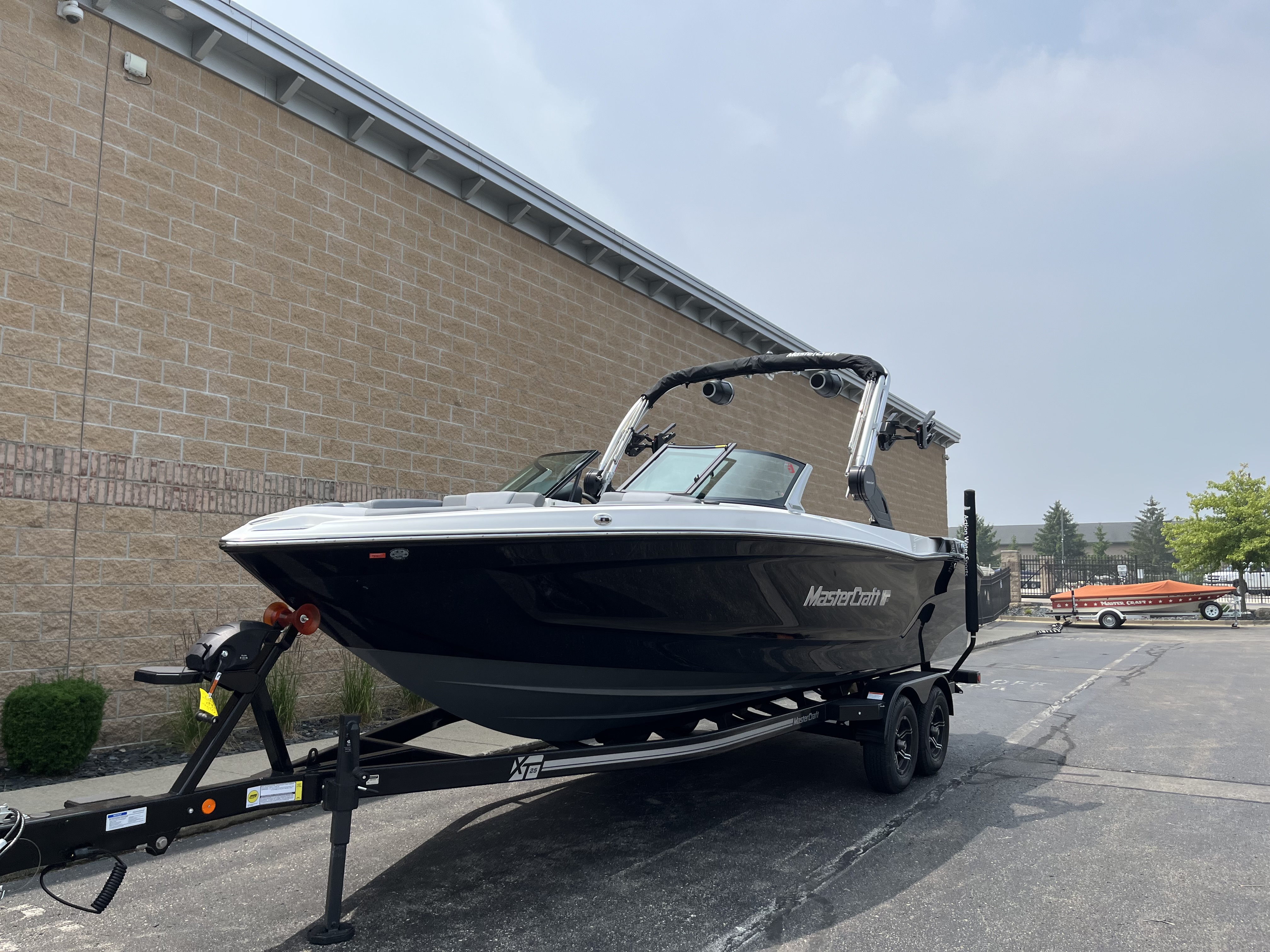 2024 MasterCraft XT25