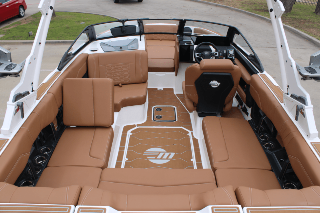 2025 Malibu 22 MXZ