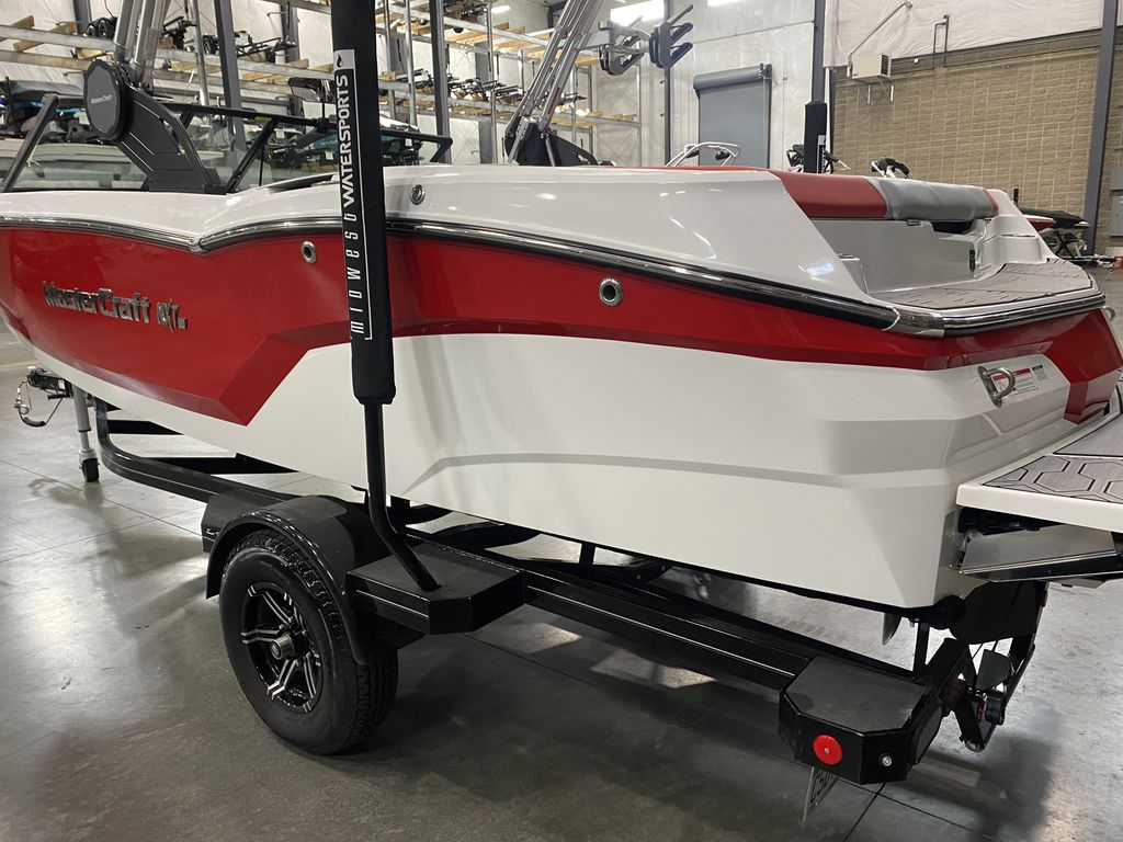 2023 MasterCraft NXT20