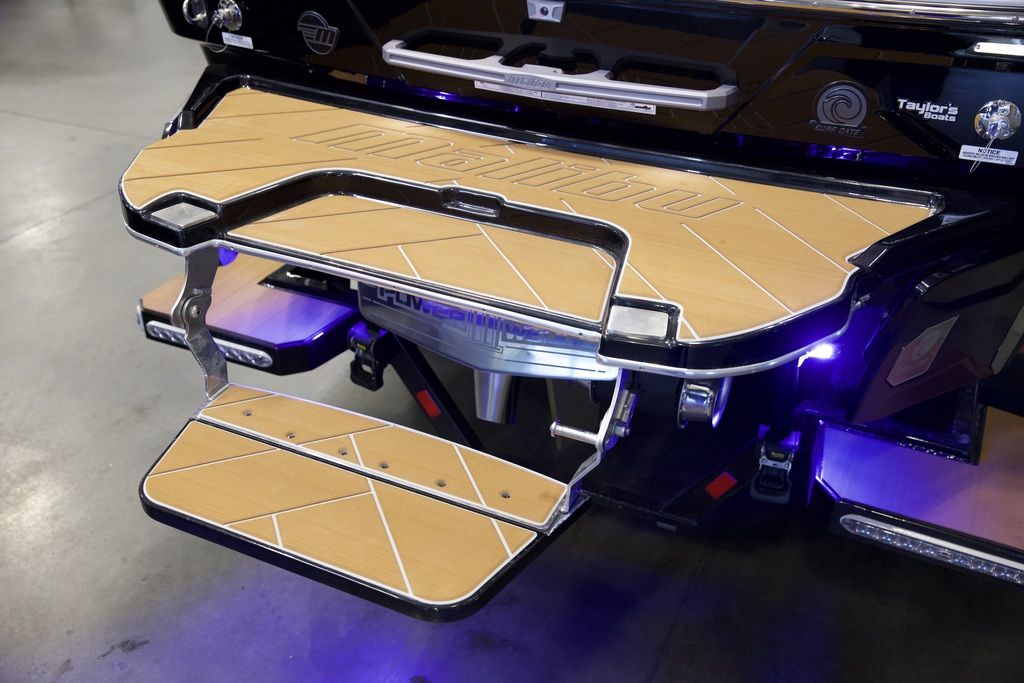 2025 Malibu Boats 26 LSV