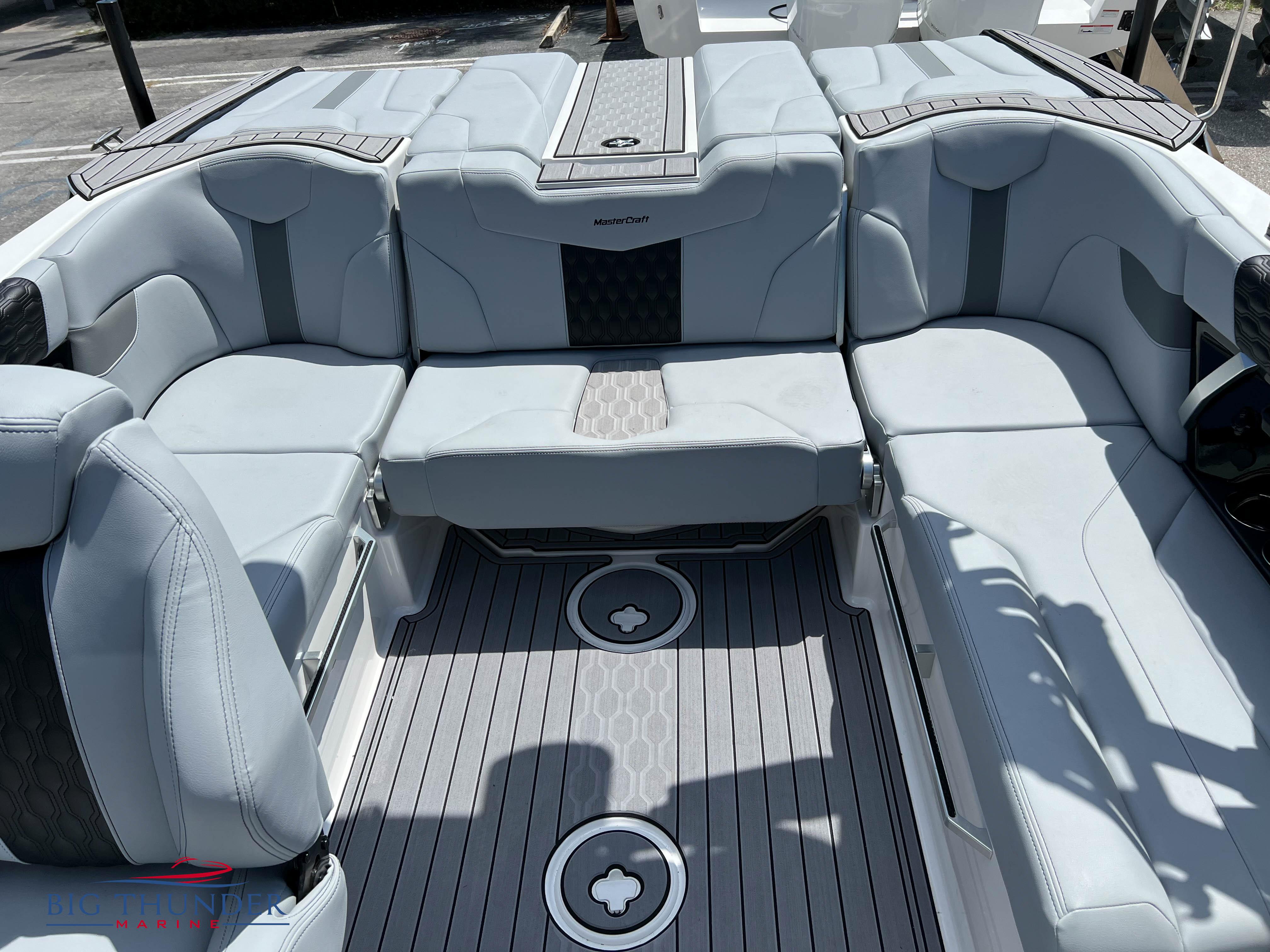 2023 Mastercraft XT20