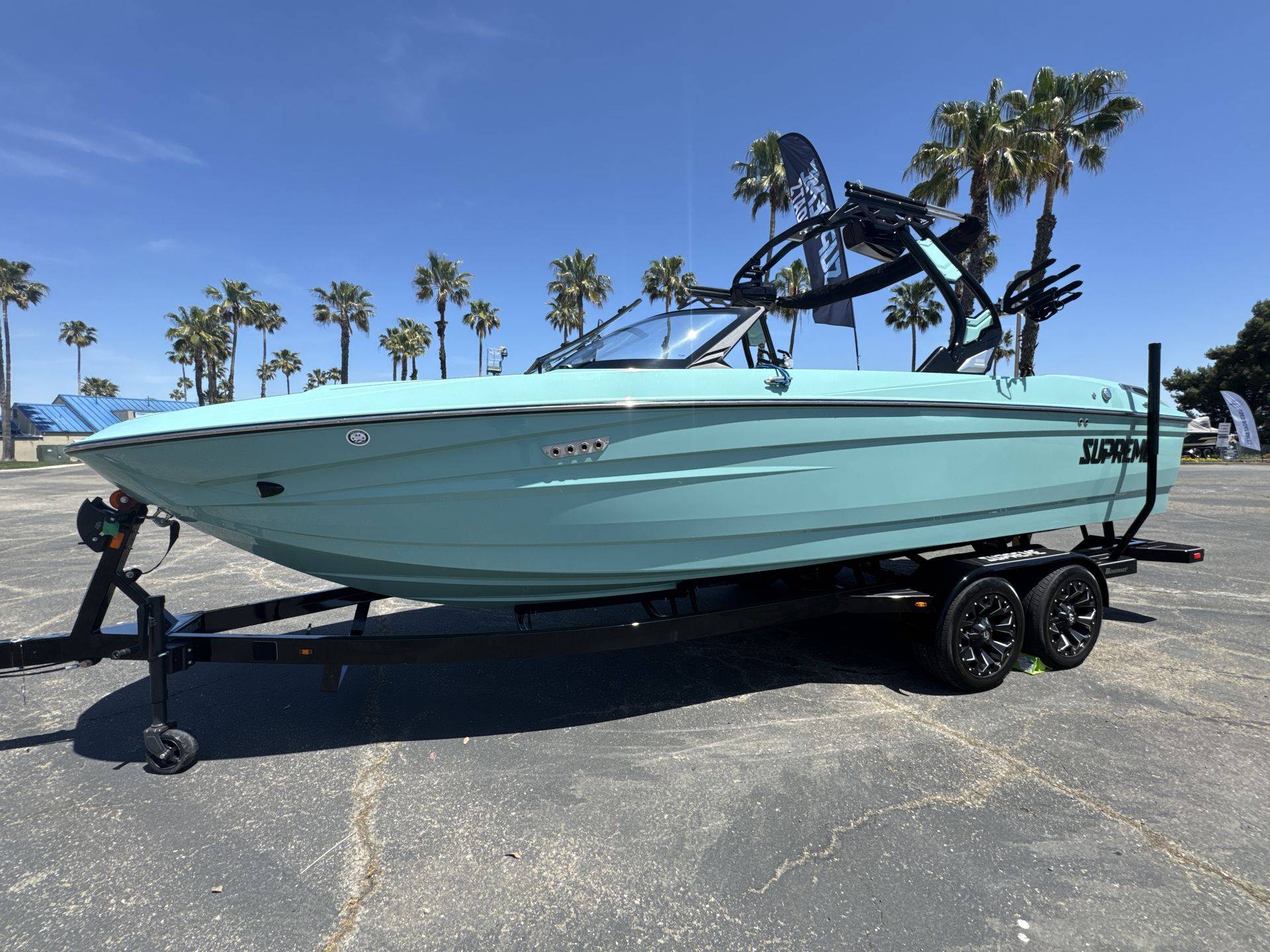 boat.Title