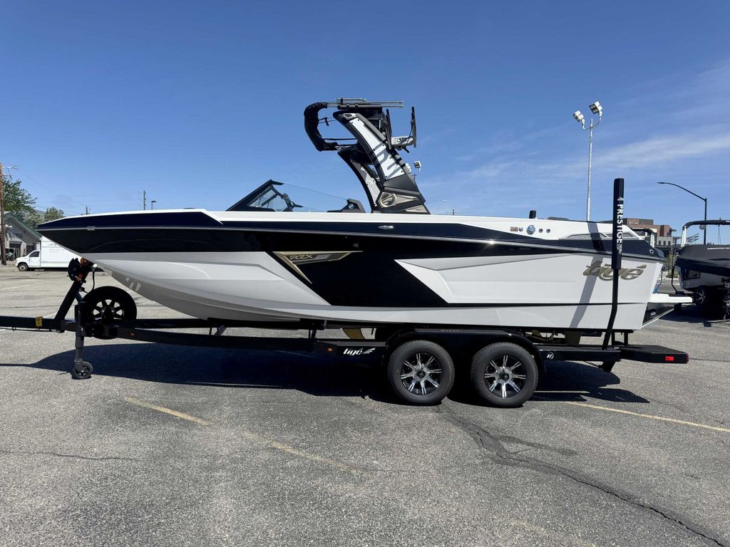 boat.Title