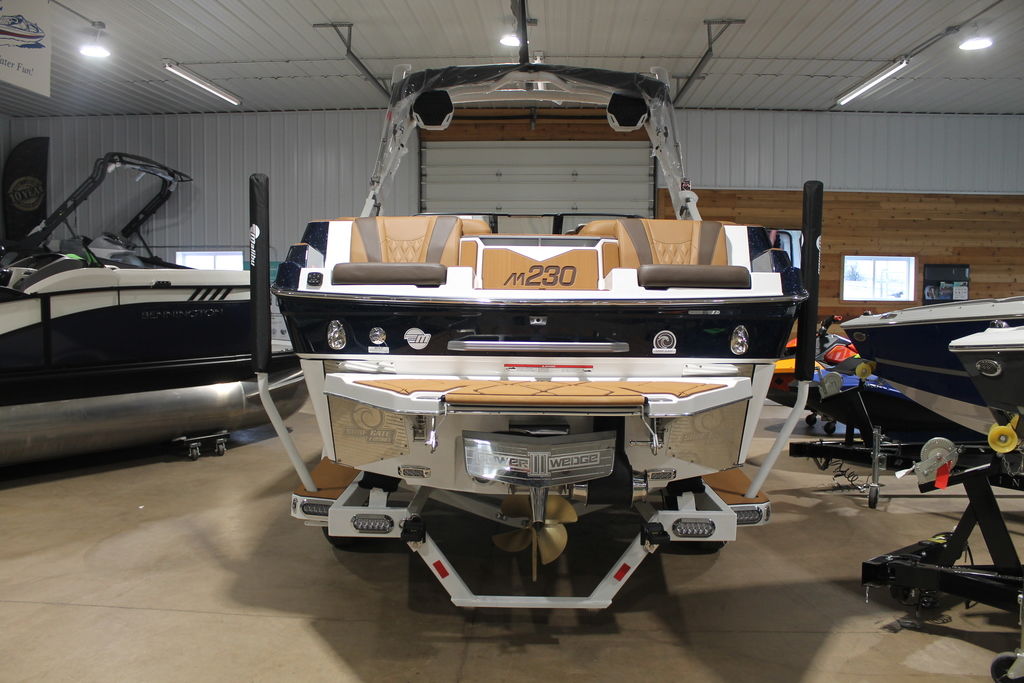 2025 Malibu Boats M230