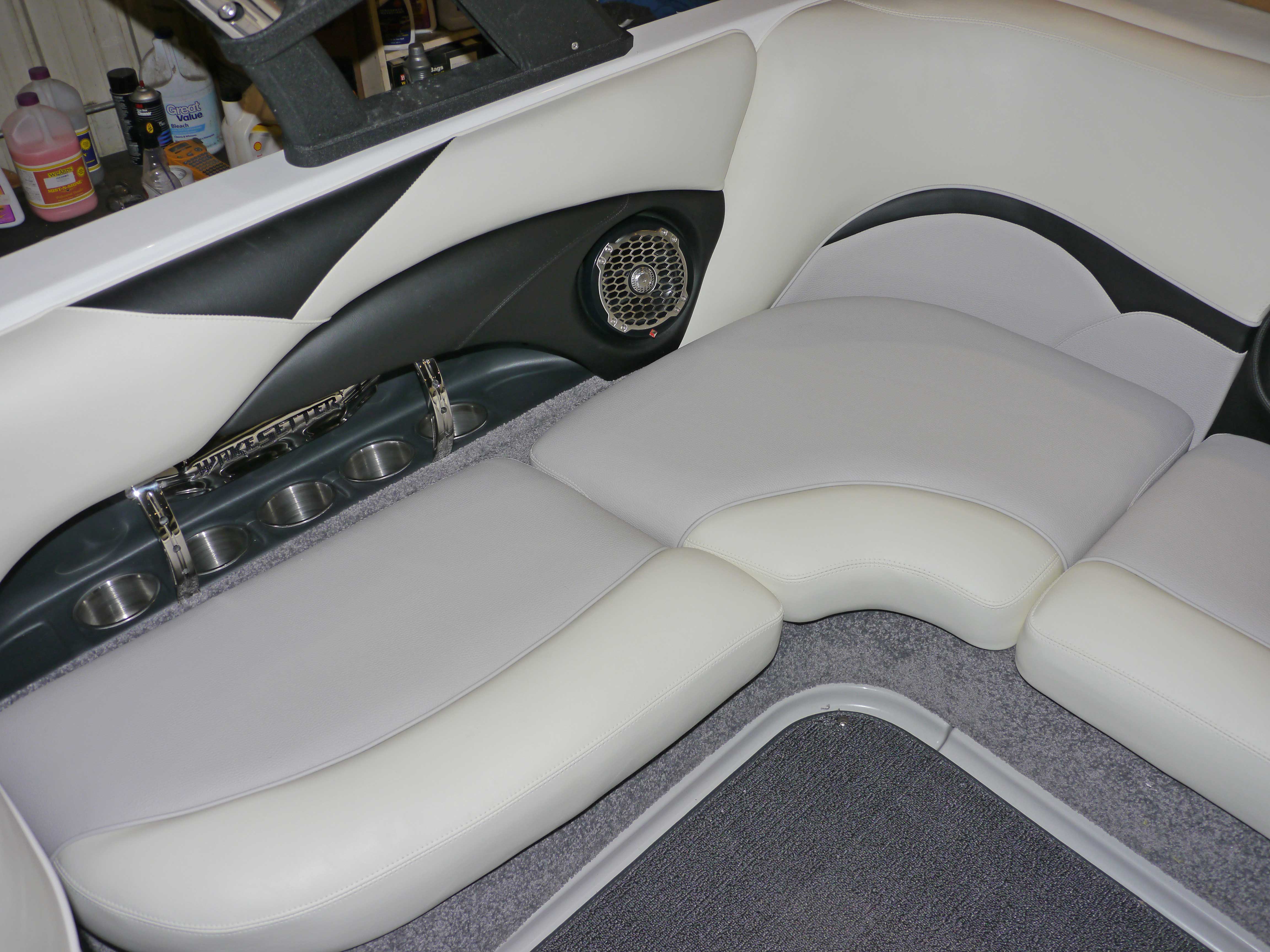 2013 Wakesetter VLX with Sunstream Lift – Loaded; (New Engine in 2022) Icon