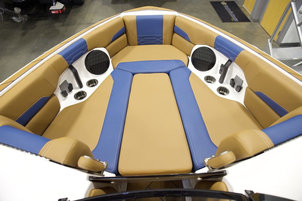 2025 Malibu Boats 26 LSV