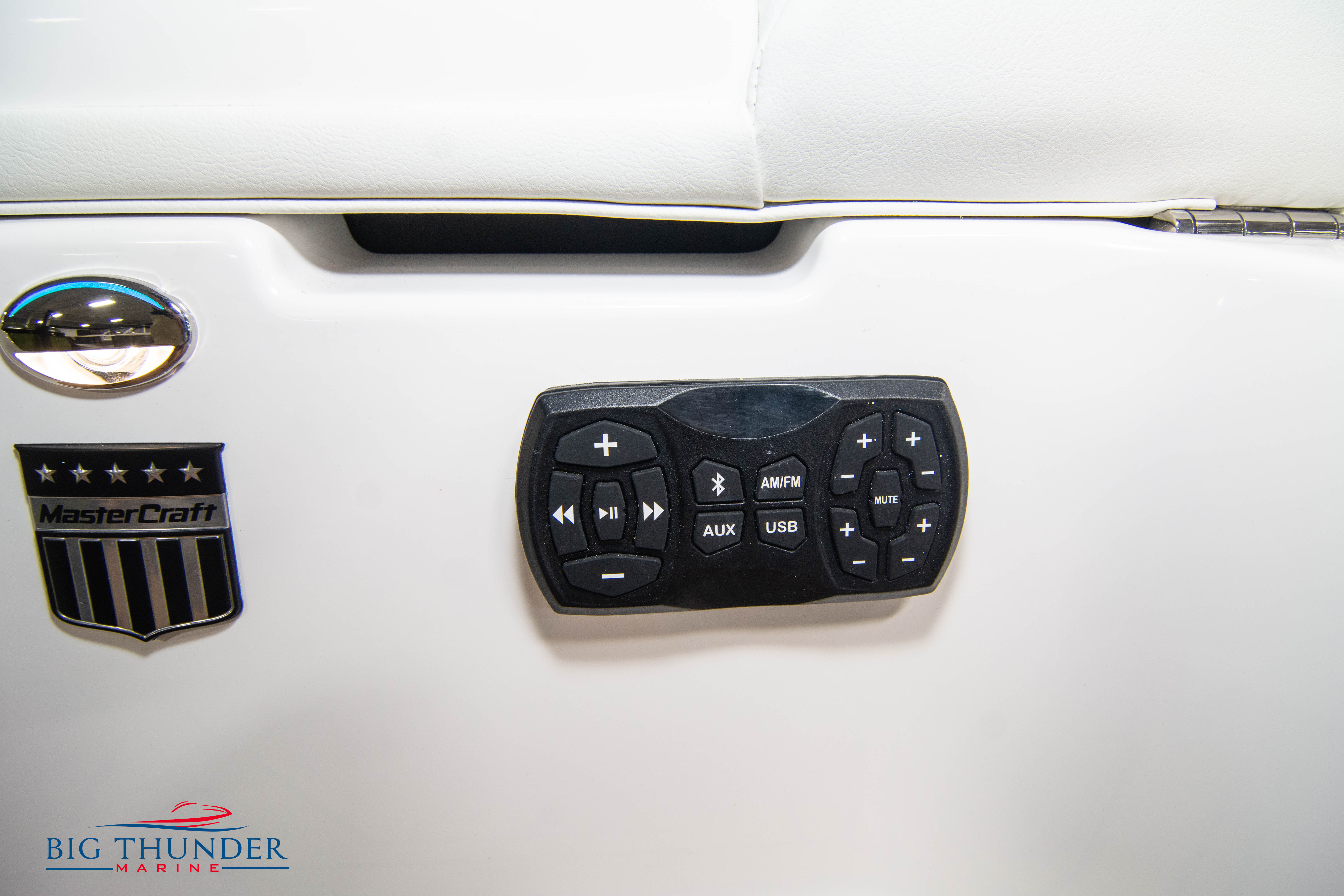 2023 Mastercraft XT23